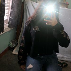 Black Santa Cruz Cropped Hoodie